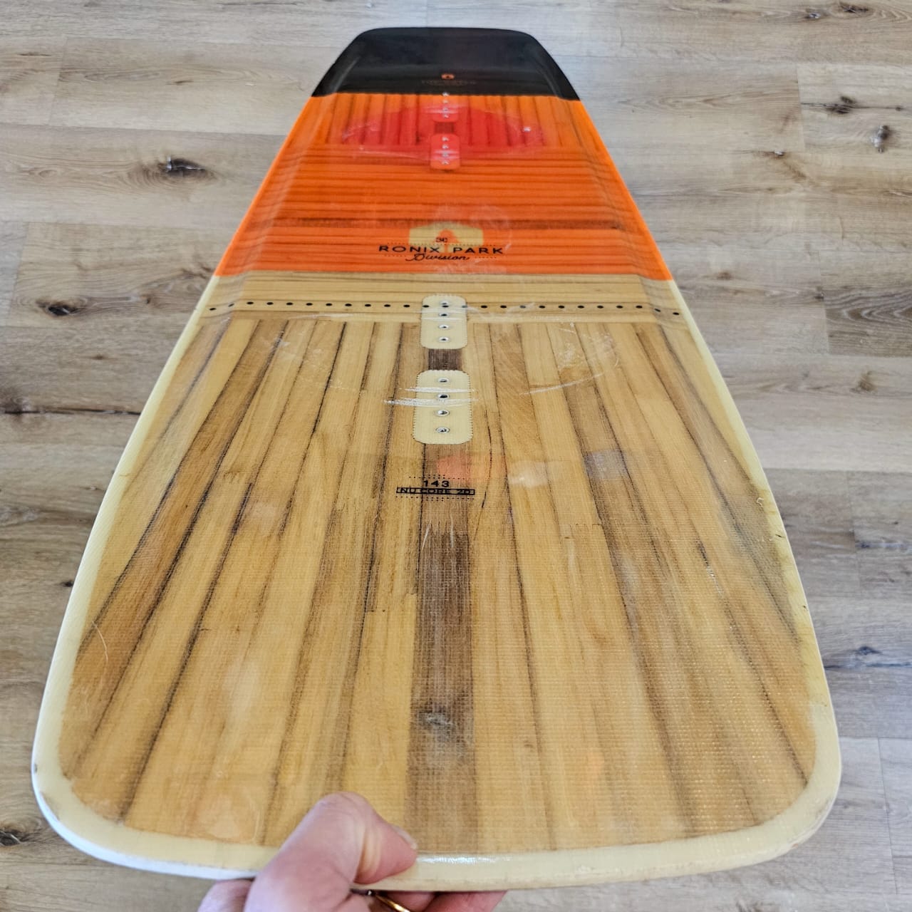 Ronix Top Notch 143cm -usada - Imagen 5