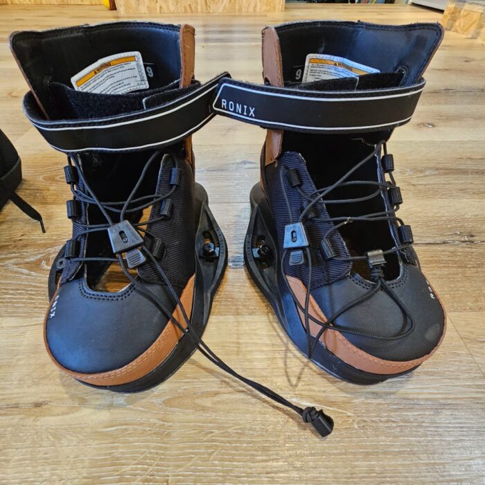 Ronix Diplomat Talle 9 con escarpin - Cable Park - Imagen 6