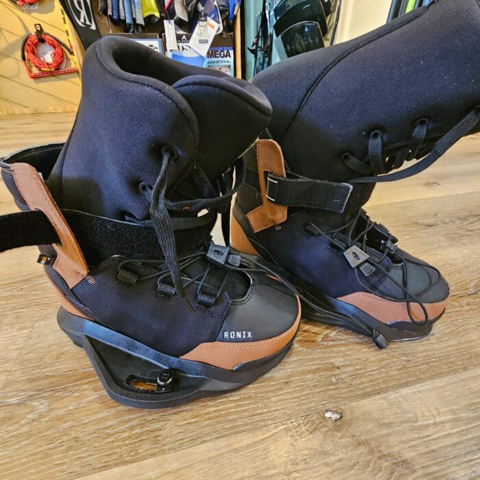 Ronix Diplomat Talle 9 con escarpin - Cable Park